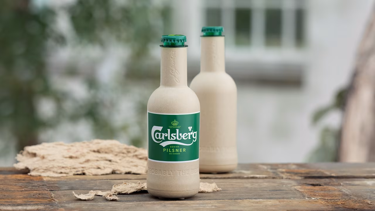 Carlsberg testet Papier für Flaschen Bierflaschen aus Papier