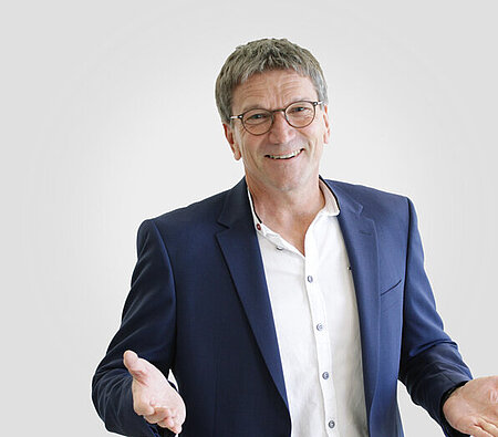 Mitarbeiter Hans Schmetter Portraitbild von Hans Schmetter