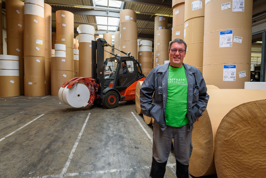 Mitarbeiter Stefan Herden im Schaffrath Rollenlager