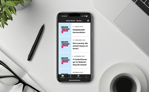 Podcast-Ansicht der "Neues Lernen" App dargestellt auf einem Smartphone