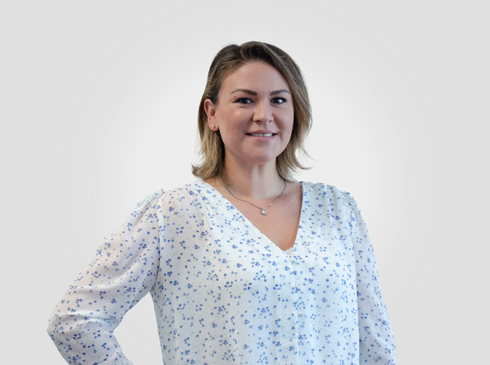 Mitarbeiter Marina Bons Portraitbild von Marina Bons