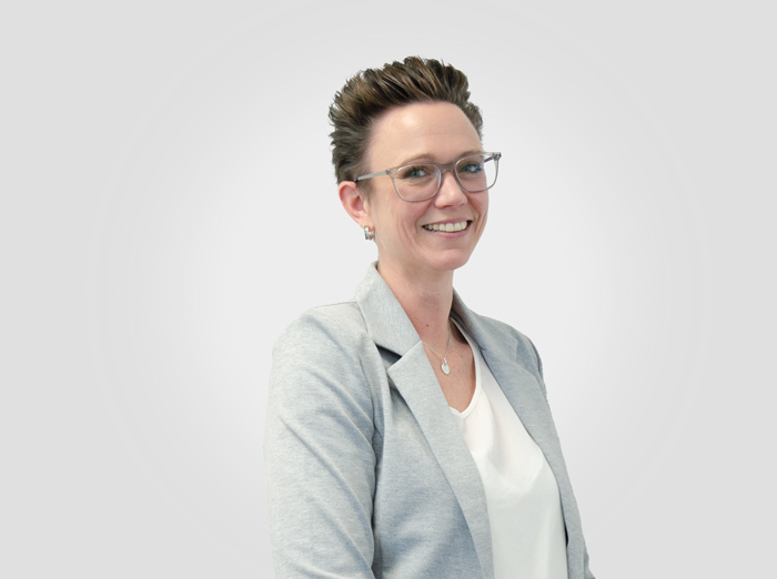 Mitarbeiter Ramona Helfrich Portraitbild von Ramona Helfrich